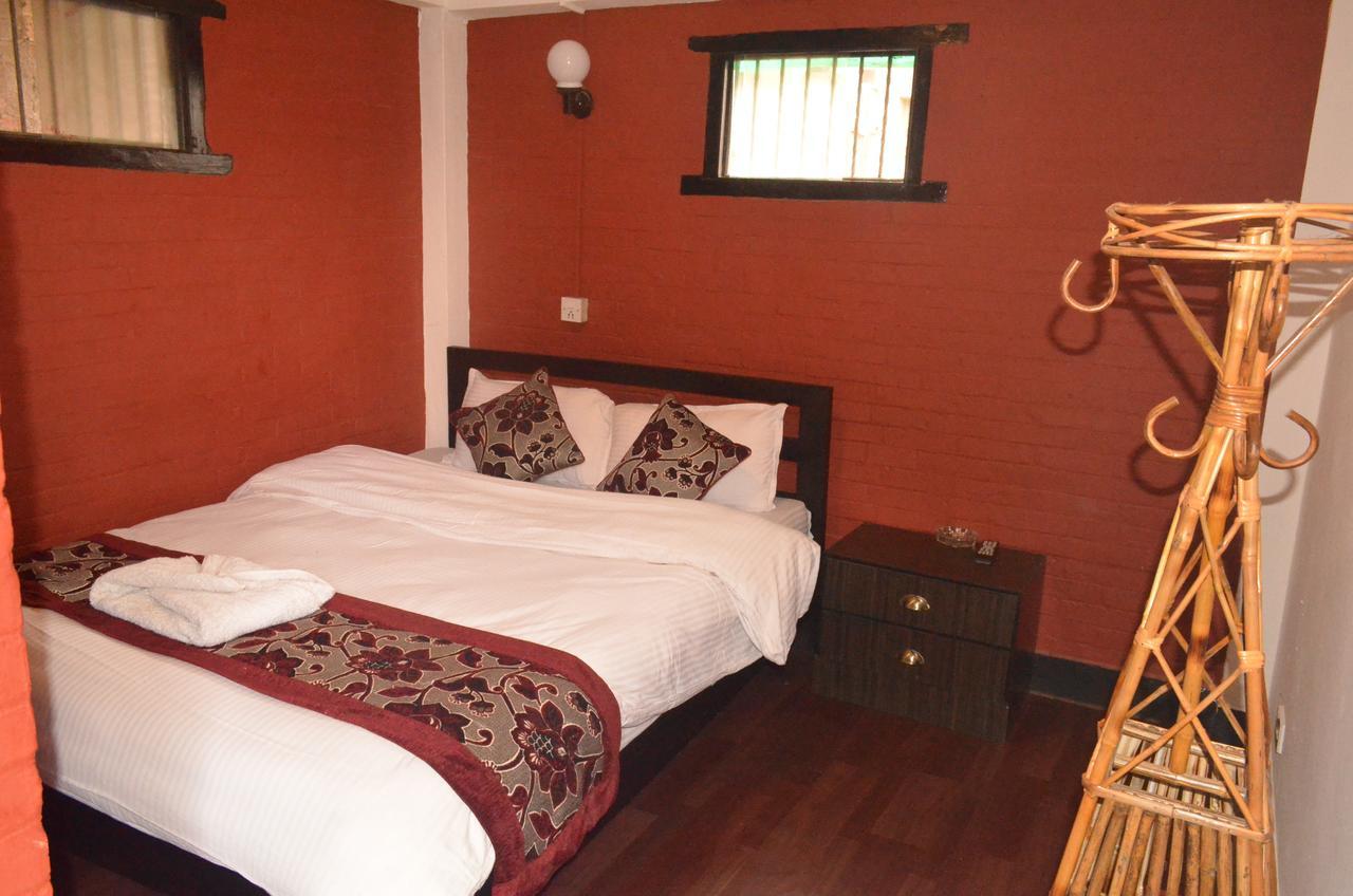 Hotel Holiday Inn Kathmandu Exterior foto