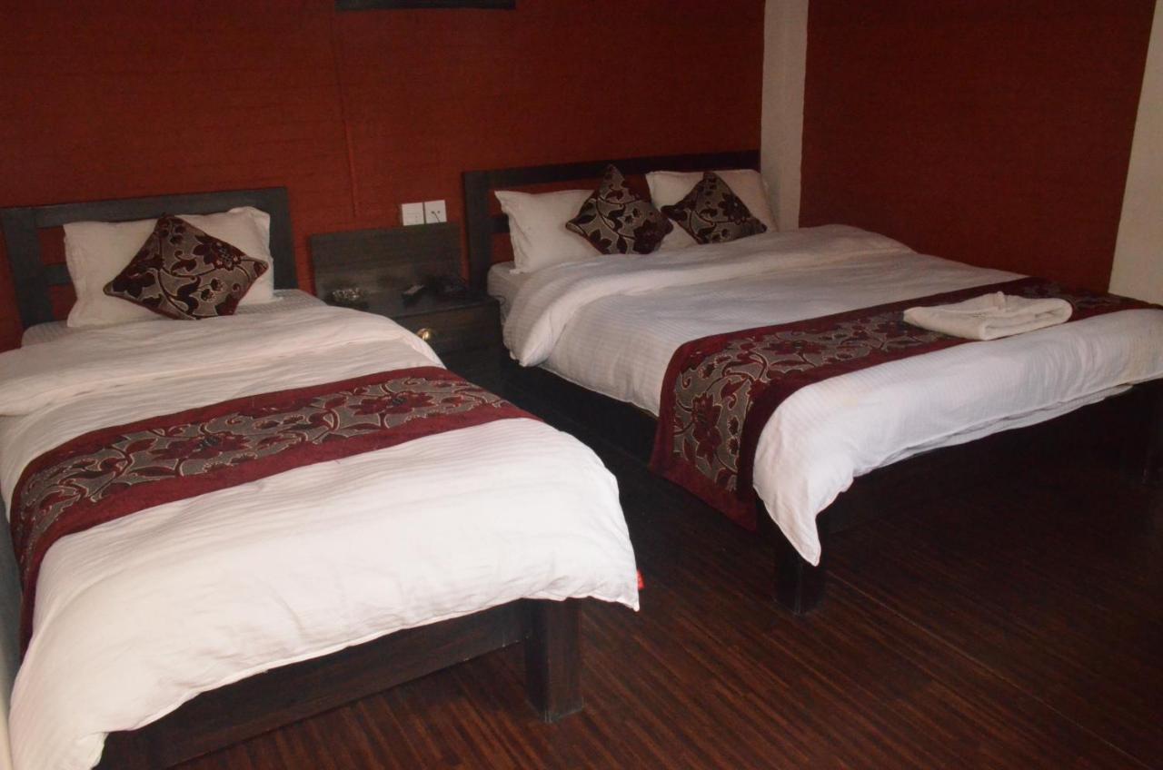 Hotel Holiday Inn Kathmandu Exterior foto