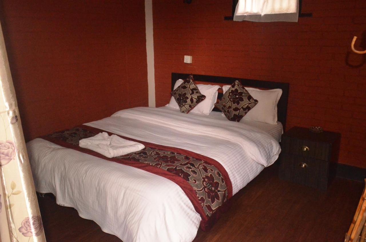 Hotel Holiday Inn Kathmandu Exterior foto