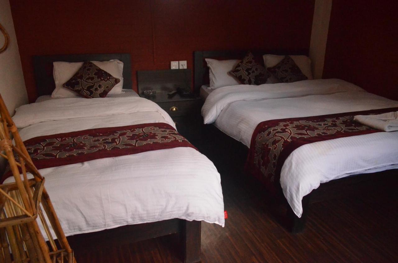 Hotel Holiday Inn Kathmandu Exterior foto