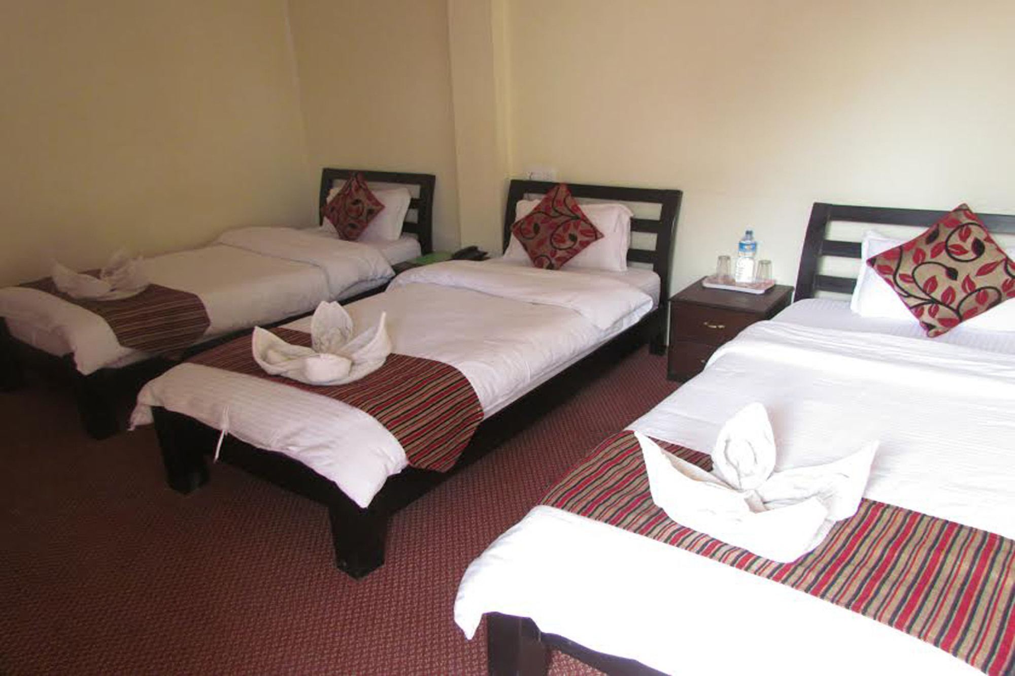 Hotel Holiday Inn Kathmandu Exterior foto