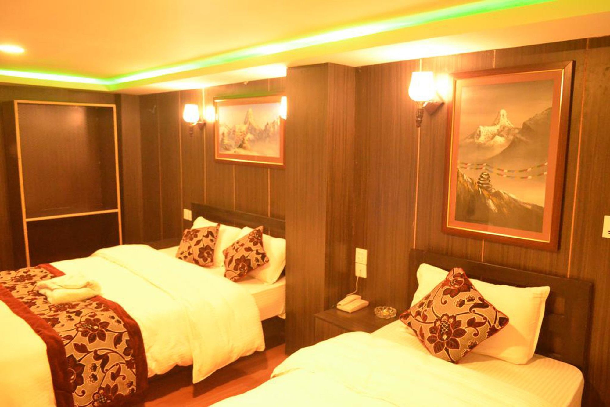 Hotel Holiday Inn Kathmandu Exterior foto