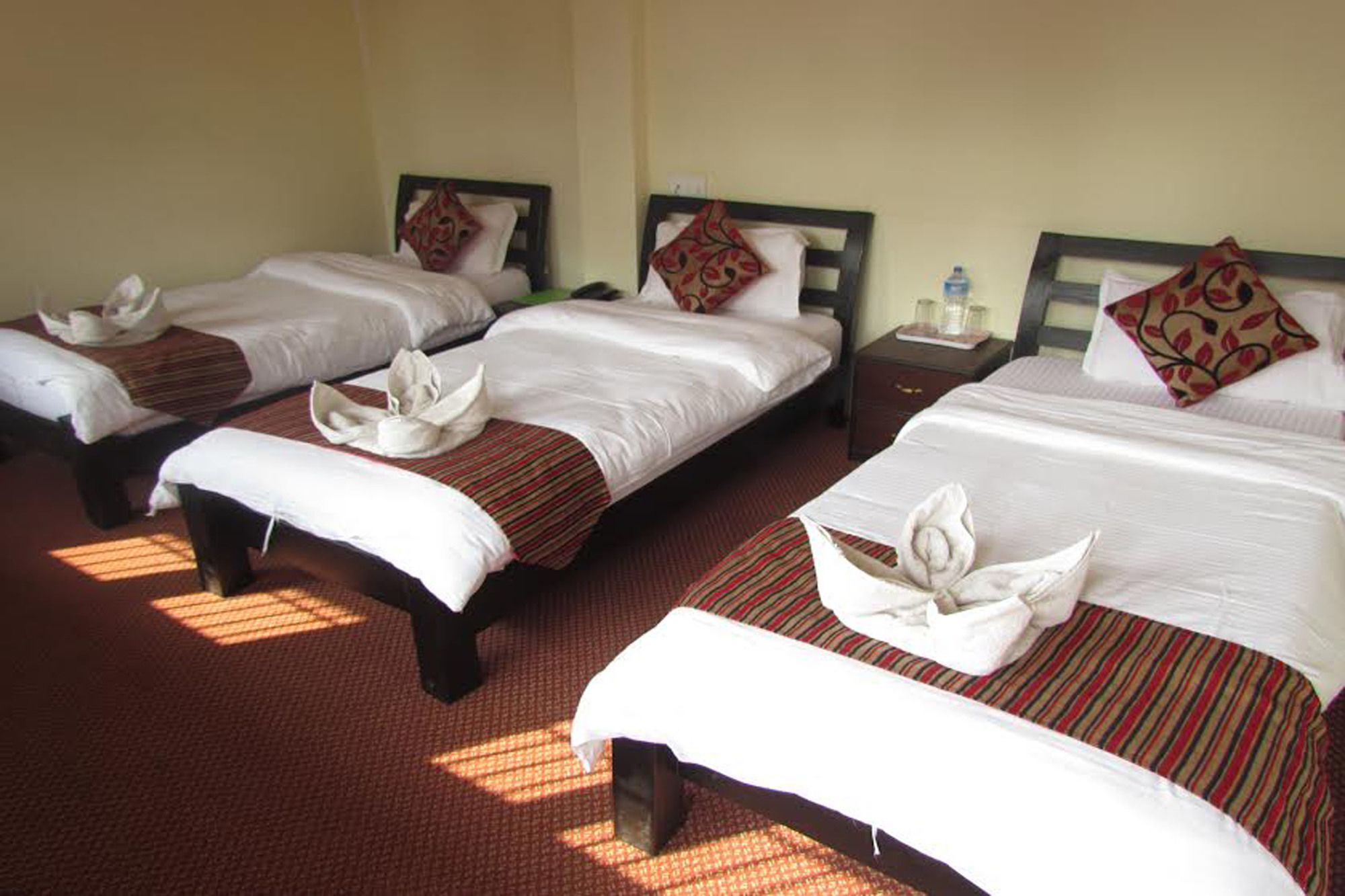 Hotel Holiday Inn Kathmandu Exterior foto