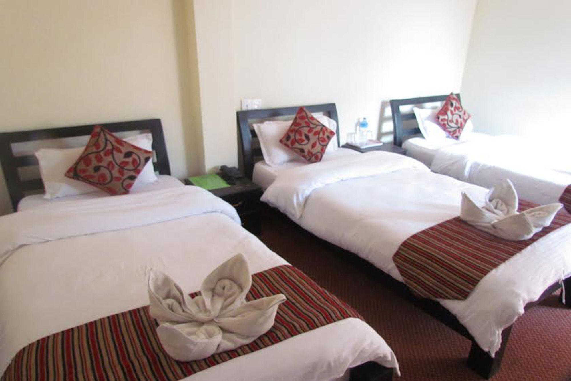 Hotel Holiday Inn Kathmandu Exterior foto